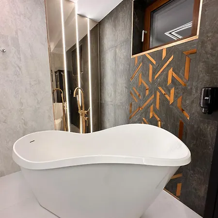 Unirii The View - Sunrise Penthouse 3bd Apartment Bucharest