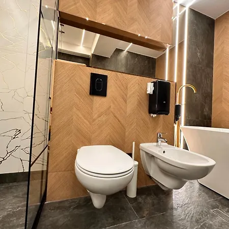 Unirii The View - Sunrise Penthouse 3bd Apartment *