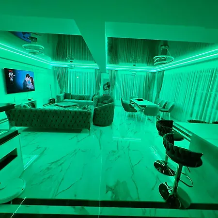 Apartment Unirii The View - Sunrise Penthouse 3bd Bucharest