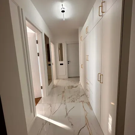 Unirii The View - Sunrise Penthouse 3bd * Bucharest